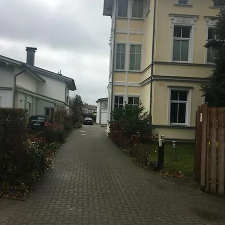 Apartment Ferienvilla Waldstrasse Nr. 4 Ostseebad Heringsdorf